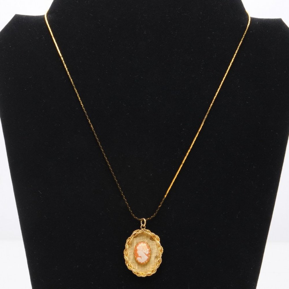 12K Gold Filled Cameo Pendant Necklace by JB - Picture 10 of 10